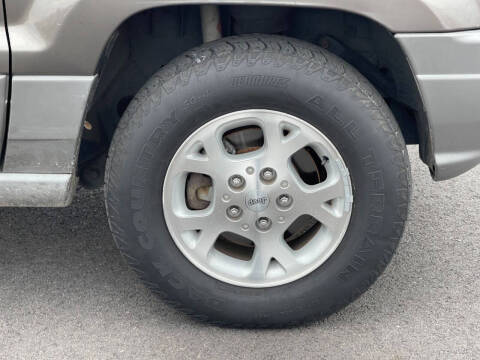 2000 Jeep Grand Cherokee Laredo