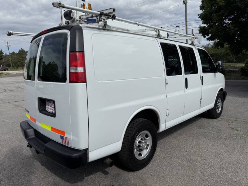 2017 Chevrolet Express 2500
