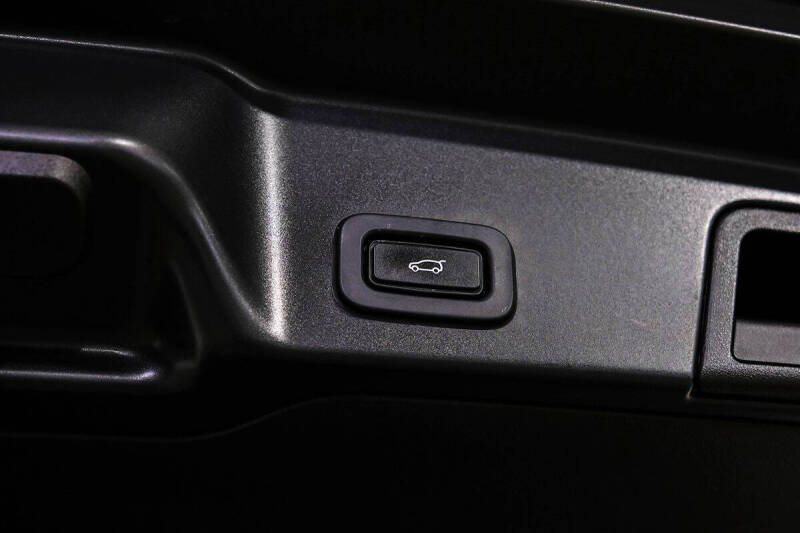 2020 Land Rover Range Rover Evoque R-Dynamic HSE