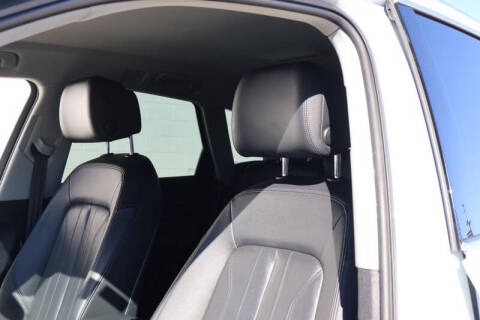 2019 Audi Q5 quattro Premium 45 TFSI