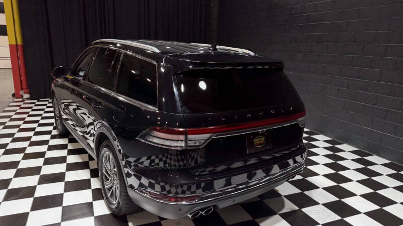 2021 Lincoln Aviator Livery
