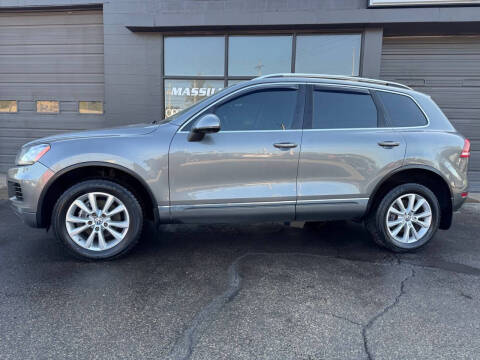 2014 Volkswagen Touareg V6 Sport