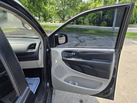 2016 Dodge Grand Caravan American Value Package