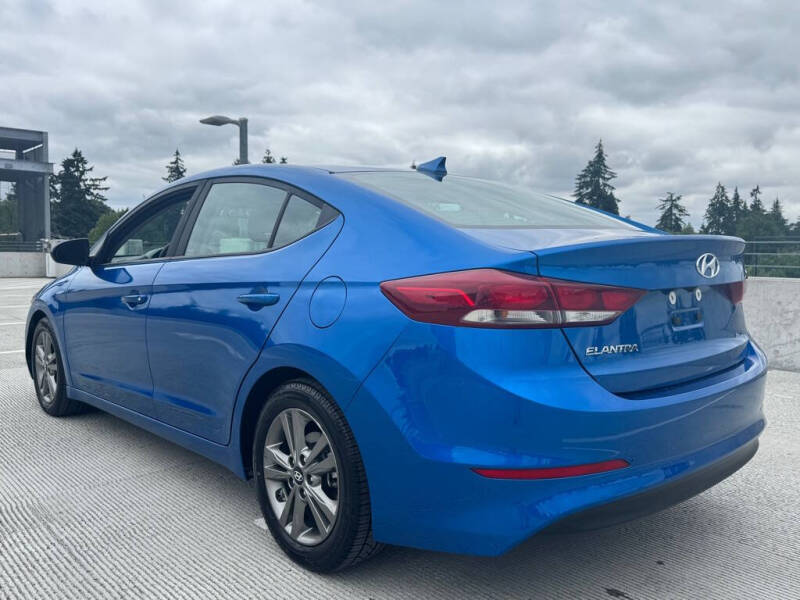 2018 Hyundai Elantra