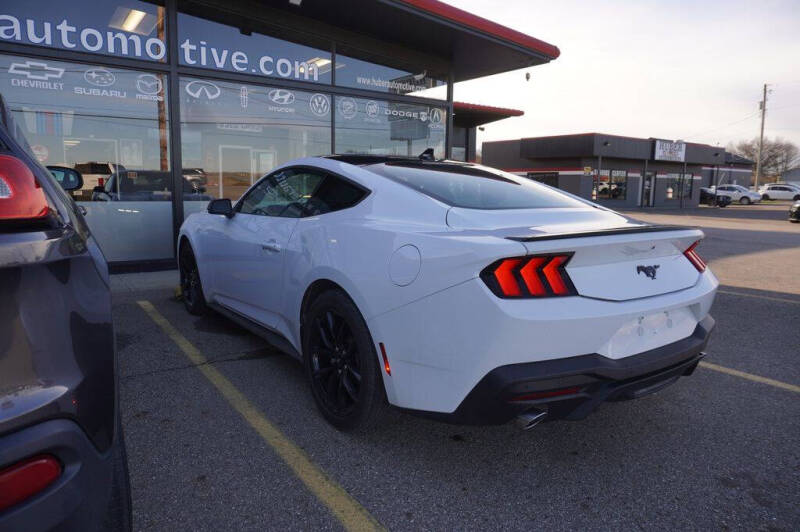 2024 Ford Mustang EcoBoost Premium