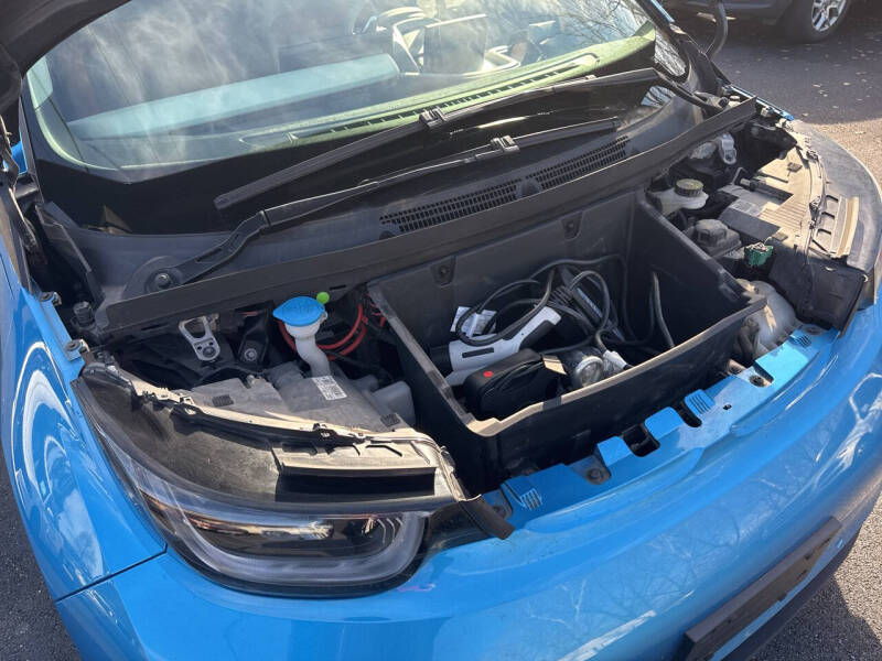 2017 BMW i3 Base photo 82