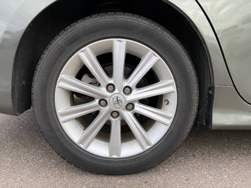 2014 Toyota Camry Hybrid XLE