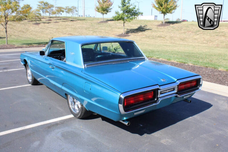 1965 Ford Thunderbird