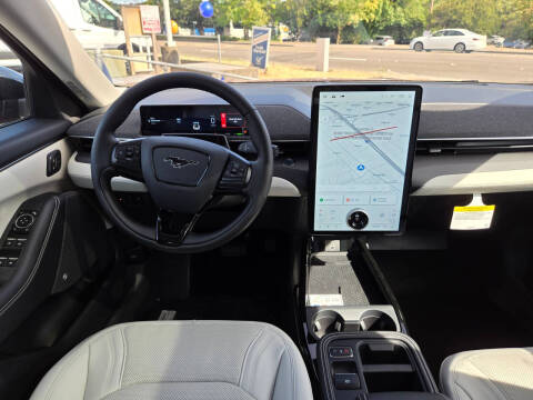 2025 Ford Mustang Mach-E Premium