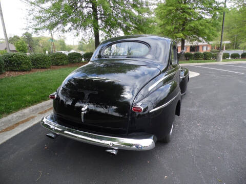 1948 Ford Deluxe