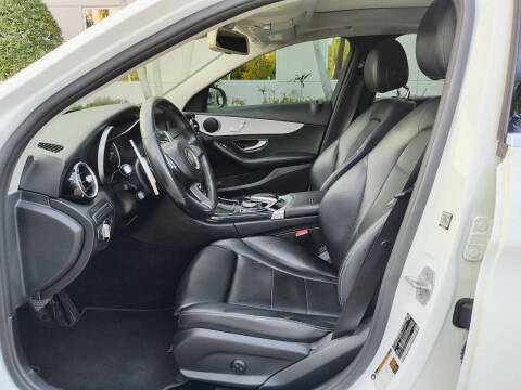 2016 Mercedes-Benz C-Class