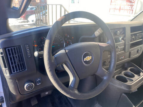 2017 Chevrolet Express 2500