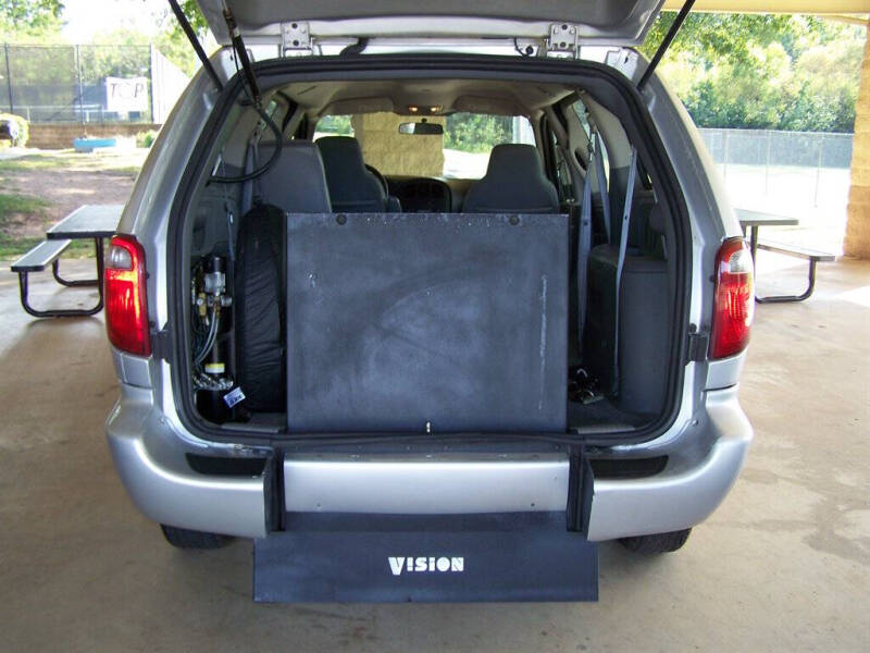 2005 Dodge Grand Caravan SE