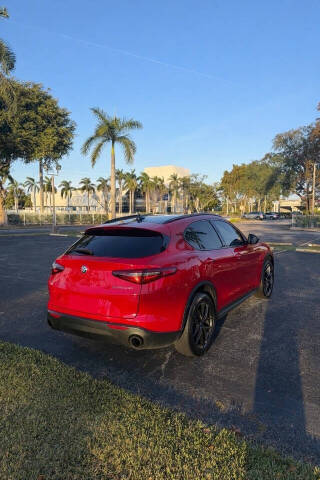 2019 Alfa Romeo Stelvio Sport