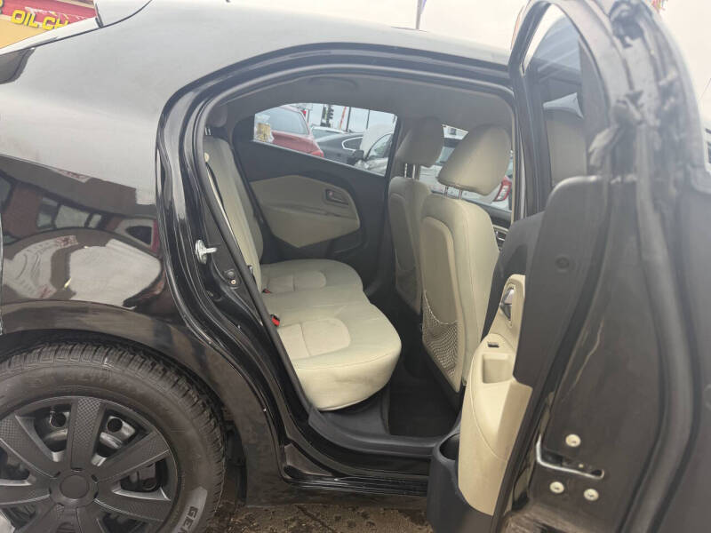2013 Kia Rio 5-Door LX