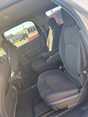 2014 GMC Acadia SLE-2
