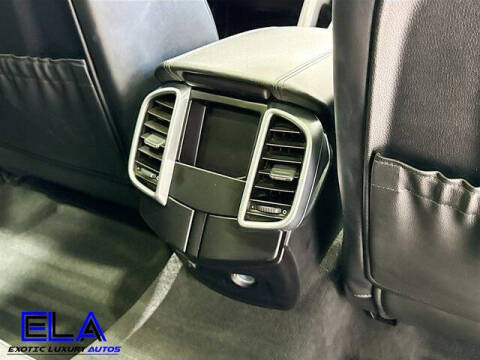 2016 Porsche Cayenne GTS