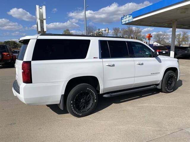 2016 Chevrolet Suburban LT