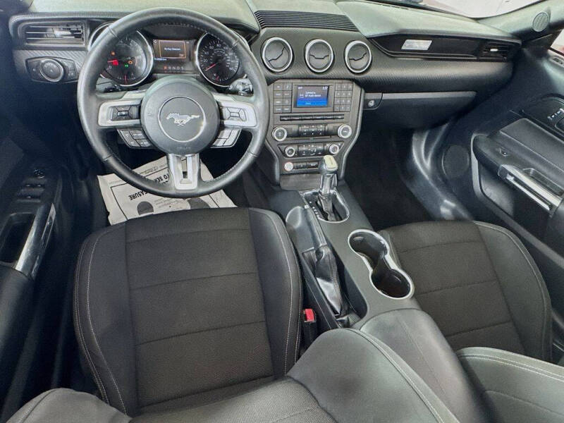 2015 Ford Mustang V6