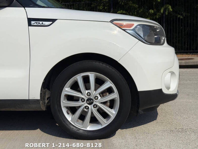 2019 Kia Soul +