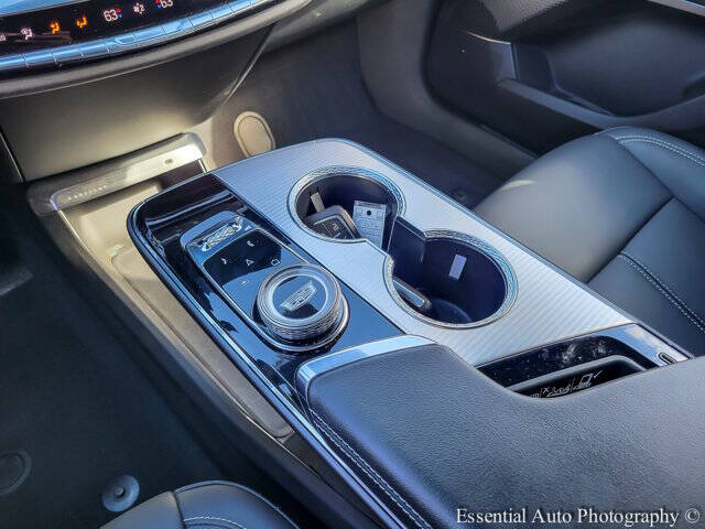 2024 Cadillac LYRIQ Tech