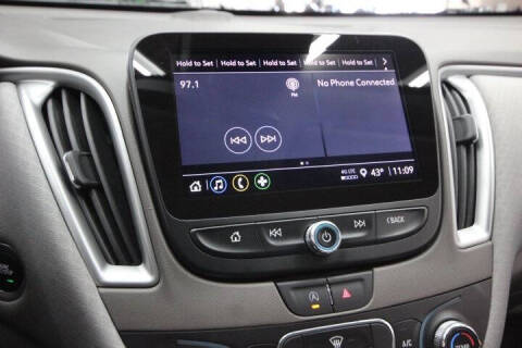 2022 Chevrolet Malibu LS