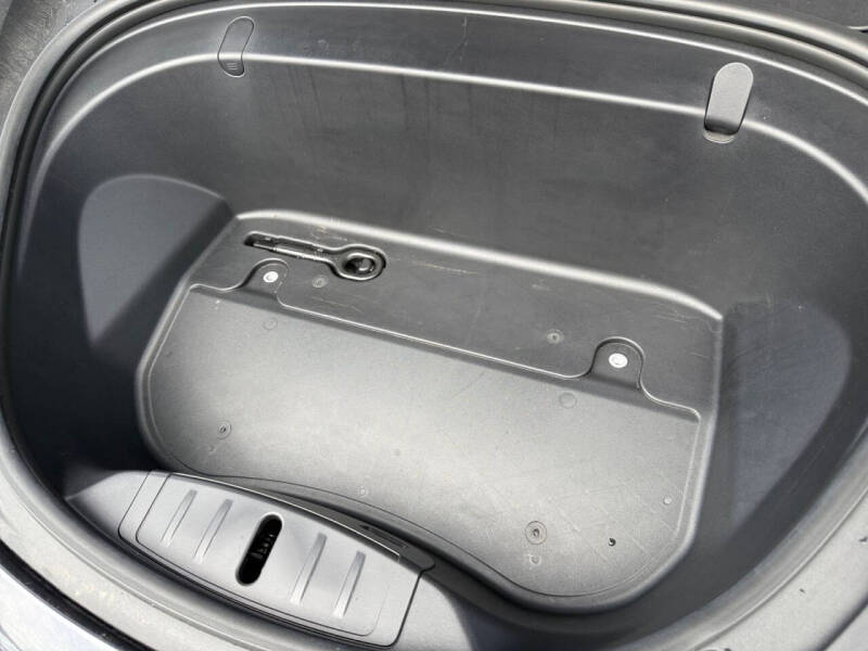 2019 Tesla Model 3 Mid Range