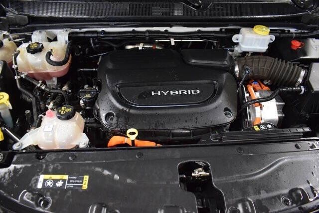 2017 Chrysler Pacifica Hybrid Platinum