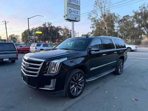 2016 Cadillac Escalade ESV Luxury Collection