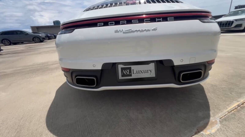 2024 Porsche 911 Carrera 4