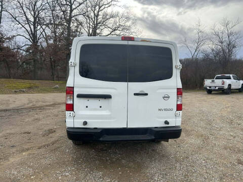 2018 Nissan NV 1500 SV