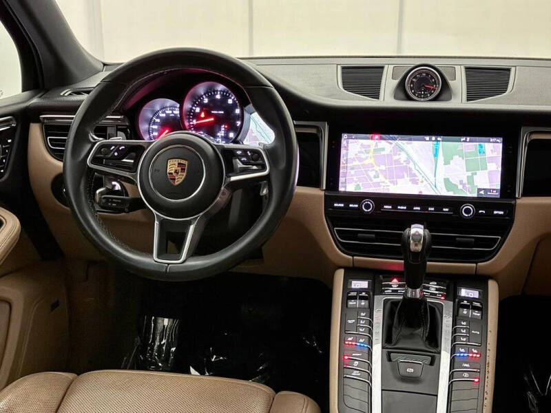 2020 Porsche Macan