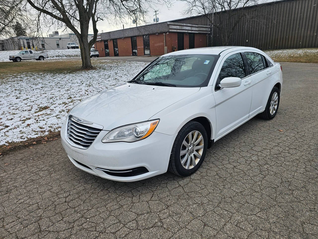 2013 Chrysler 200 for sale at WAGNER AUTO MART LLC in Ann Arbor, MI