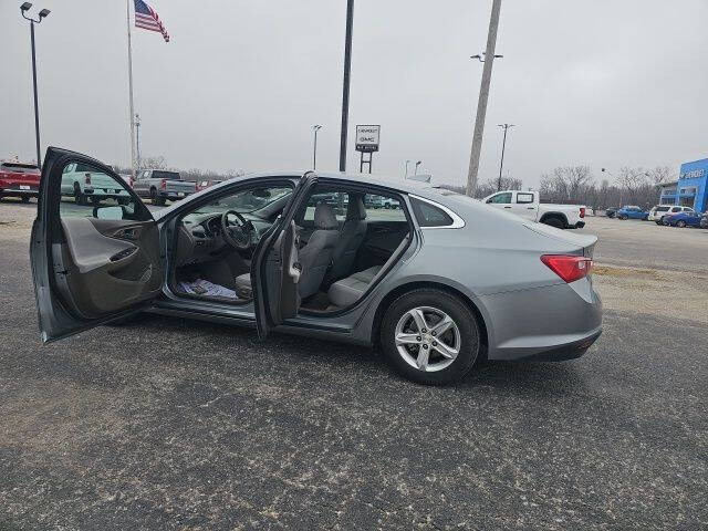 2023 Chevrolet Malibu LT