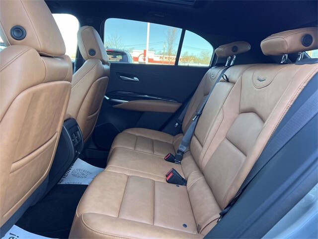 2024 Cadillac XT4 Sport