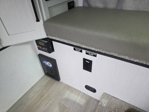 2026 Palomino BACKPACK HS8801