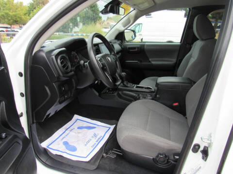 2022 Toyota Tacoma SR