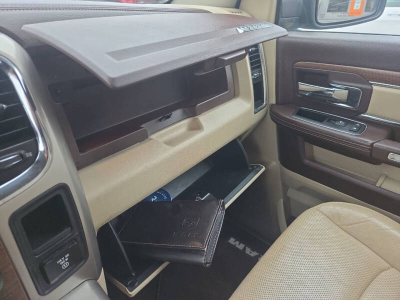 2015 RAM 1500 Laramie