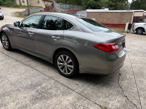 2012 Infiniti M37