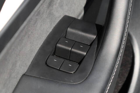 2024 Tesla Model Y Performance