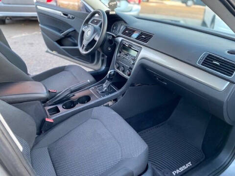 2013 Volkswagen Passat S PZEV