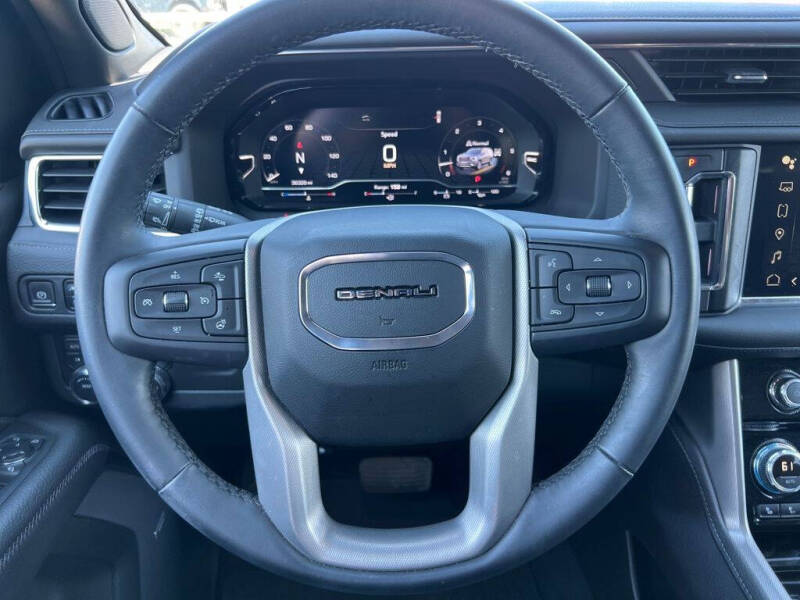 2023 GMC Yukon XL Denali