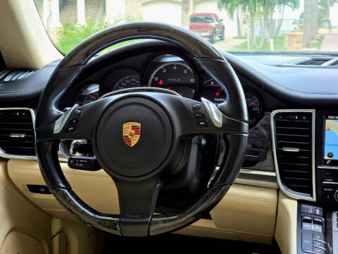2014 Porsche Panamera Turbo