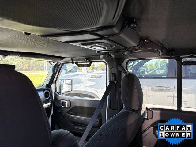 2023 Jeep Gladiator Willys