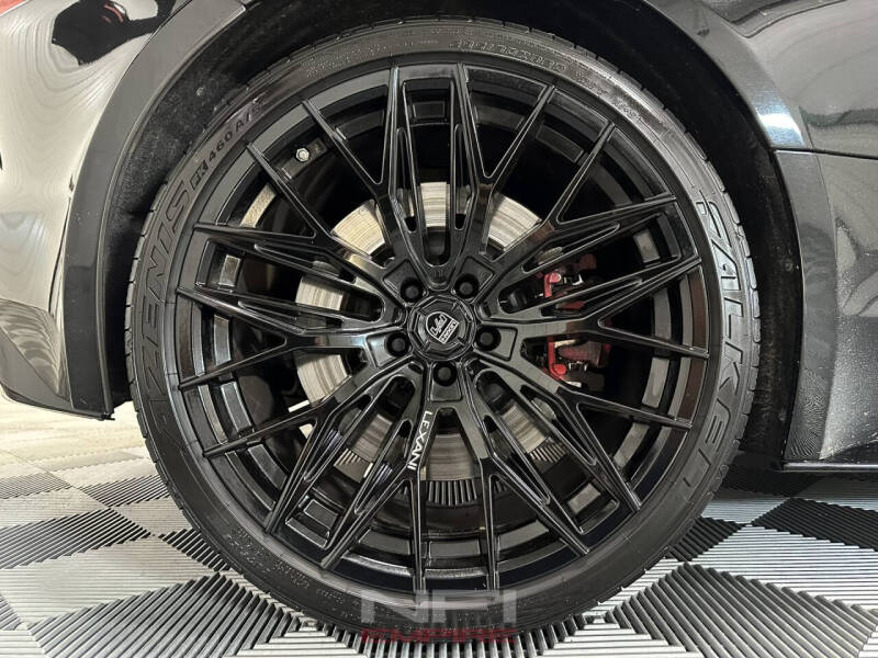 2018 Jaguar F-TYPE R