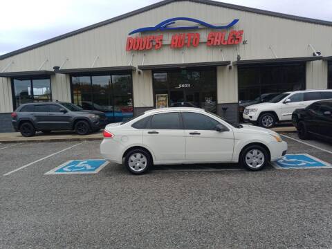 2010 Ford Focus for sale at DOUG'S AUTO SALES INC in Pleasant View TN