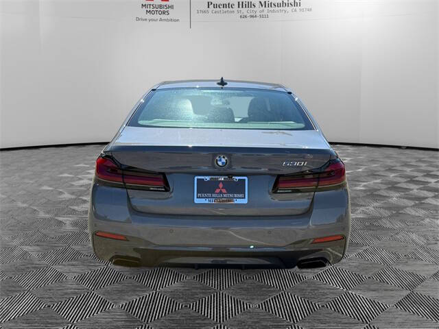 2022 BMW 5 Series 530i