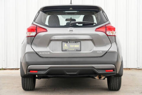 2018 Nissan Kicks SR