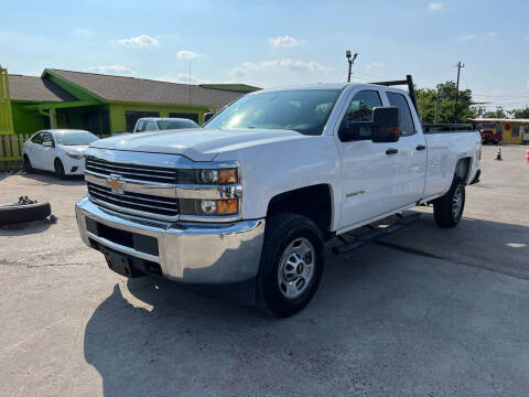 2018 Chevrolet Silverado 2500HD for sale at RODRIGUEZ MOTORS CO. in Houston TX