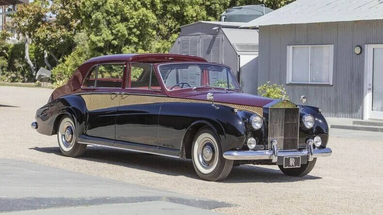 1962 Rolls-Royce Phantom for sale at Gullwing Motor Cars Inc in Astoria NY